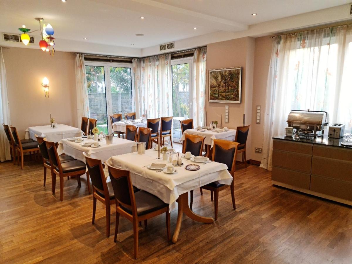 Hotel Restaurant Felix Bensheim Exterior photo