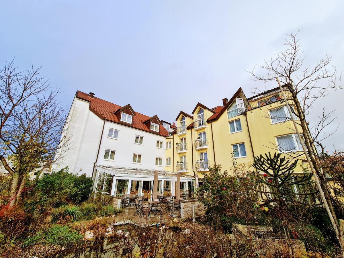 Hotel Restaurant Felix Bensheim Exterior photo